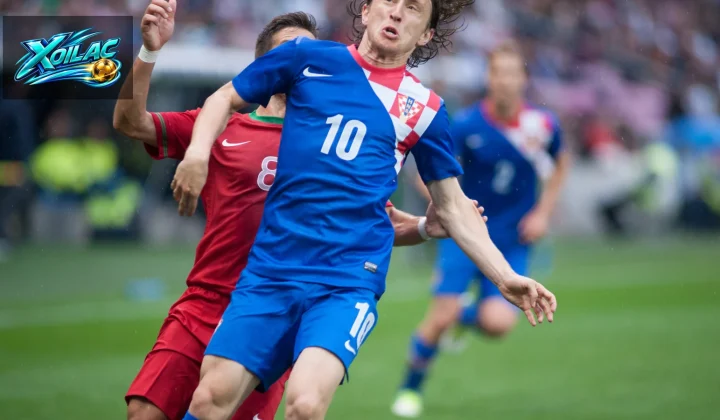 Luka Modrić thi đấu cho Croatia trong trận quốc tế