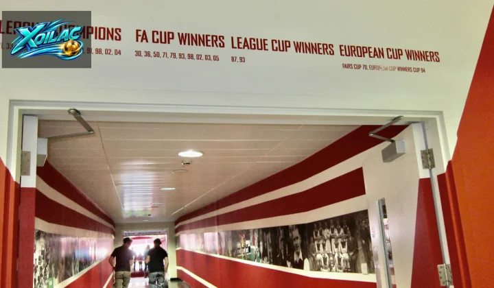 Ảnh tư liệu Emirates Stadium, London, Anh